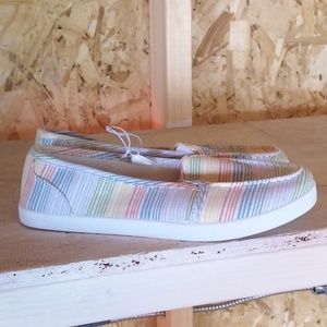 Kinetic Slip On Shoes